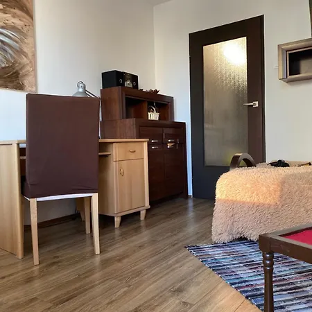 Noc Z Obrazem - Balkon - Praga *
