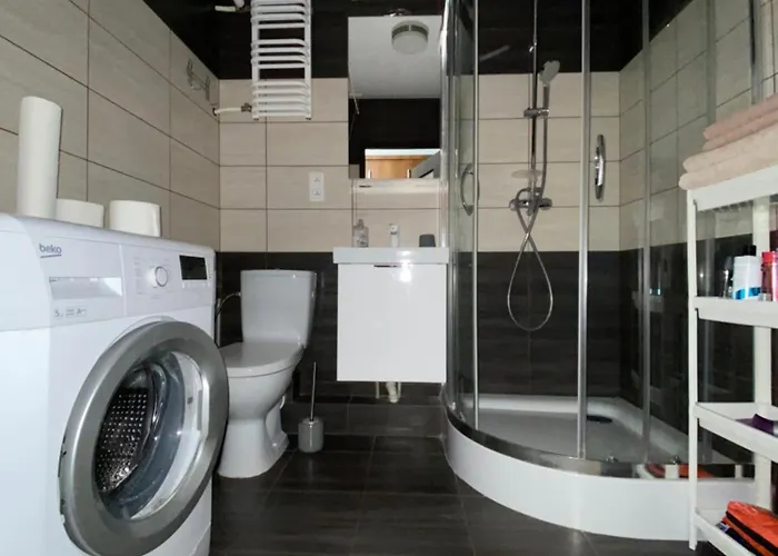 Noc Z Obrazem - Balkon - Praga Apartman