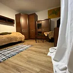 Noc Z Obrazem - Balkon - Praga *